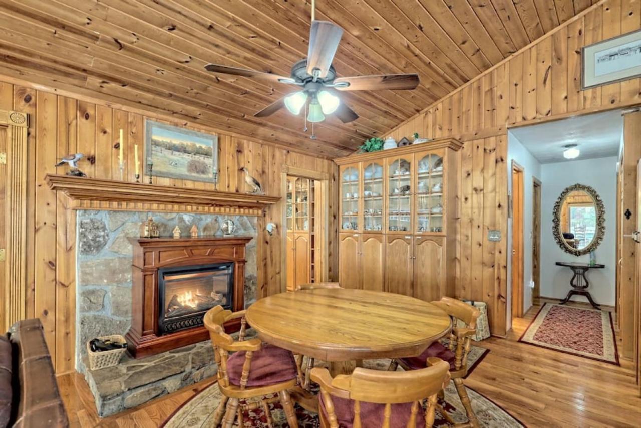 Hannahs Perch On Lake Burton With Private Top Patio And Bottom Dock Clayton Exterior foto