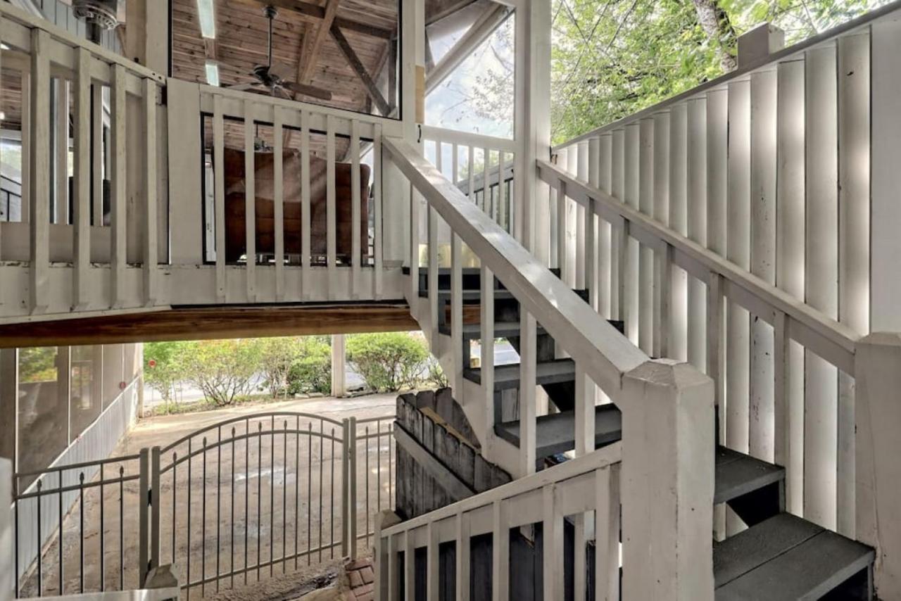 Hannahs Perch On Lake Burton With Private Top Patio And Bottom Dock Clayton Exterior foto