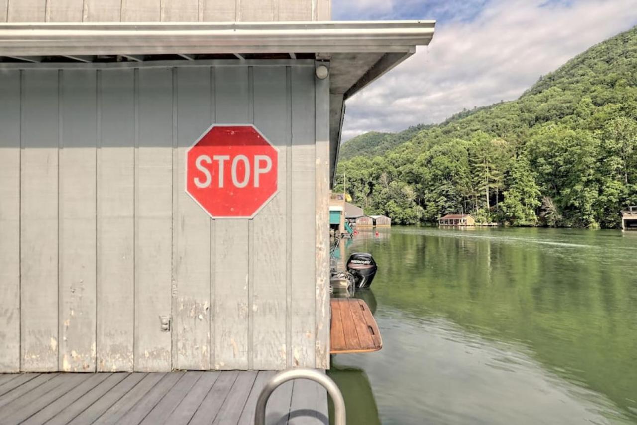 Hannahs Perch On Lake Burton With Private Top Patio And Bottom Dock Clayton Exterior foto